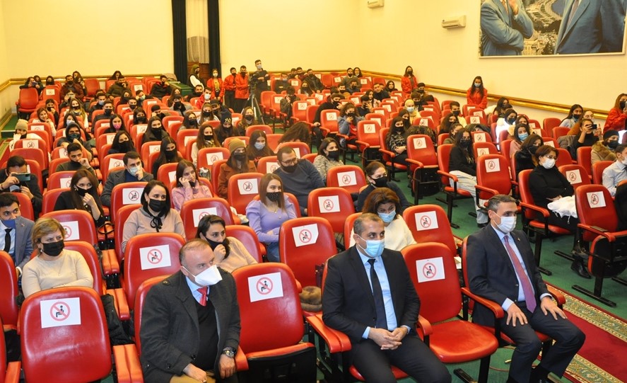 Şən və Hazırcavablar Klubunun “İncə-Sənət” adlı tədbiri keçirilib